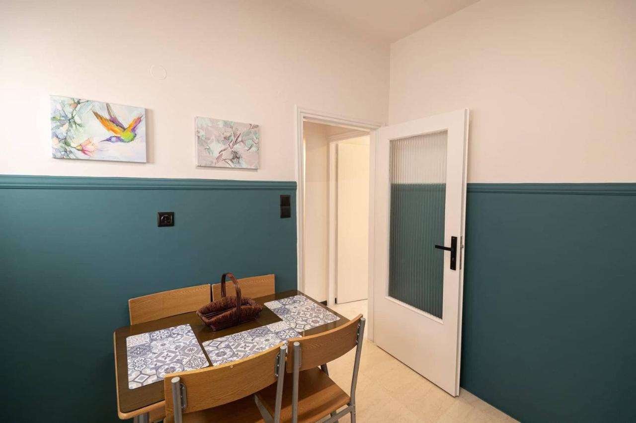 Kalamata Central Apartment מראה חיצוני תמונה